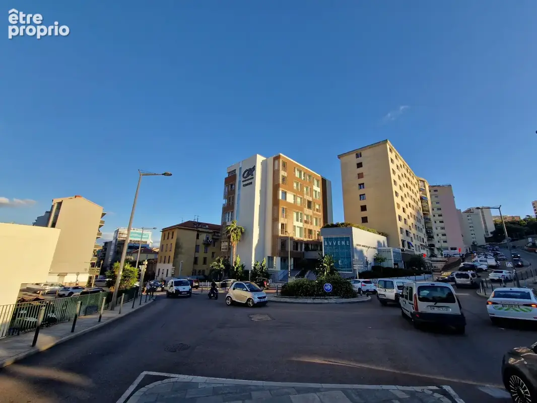 Vente local commercial centre ville Ajaccio - photo 2