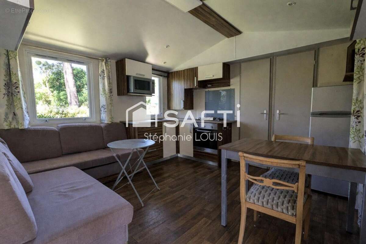 Photo 3 - Terrain à FREJUS