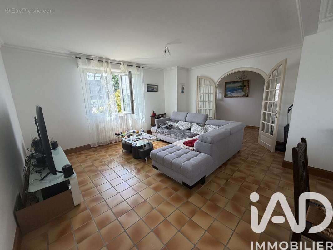 Photo 5 - Maison à LANDIVISIAU