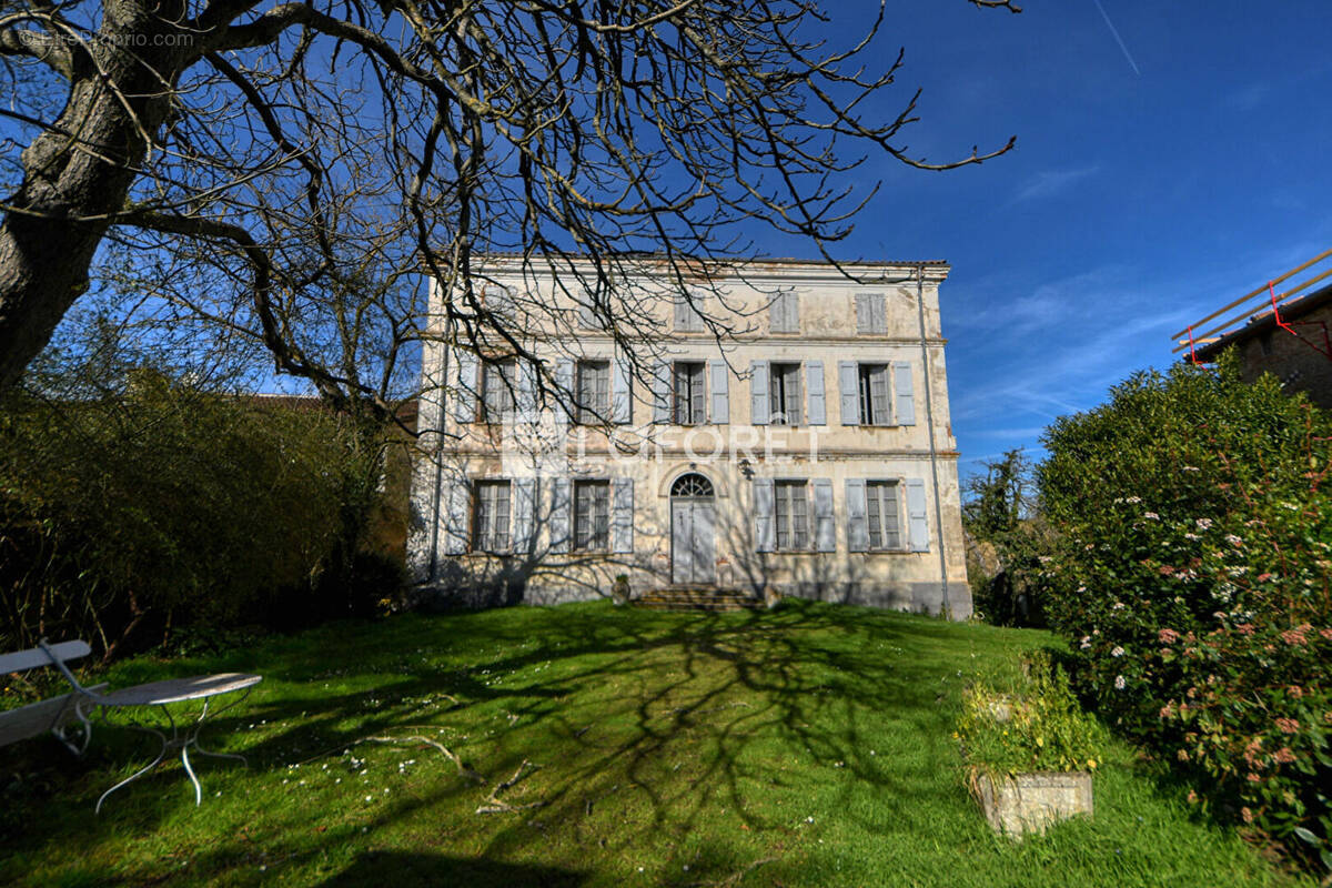 Maison à RABASTENS