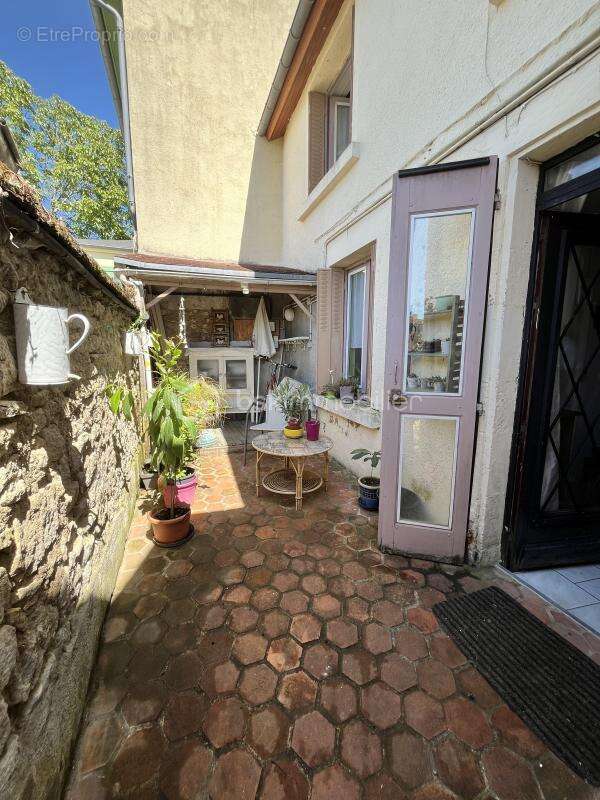 Maison à LA CHARITE-SUR-LOIRE