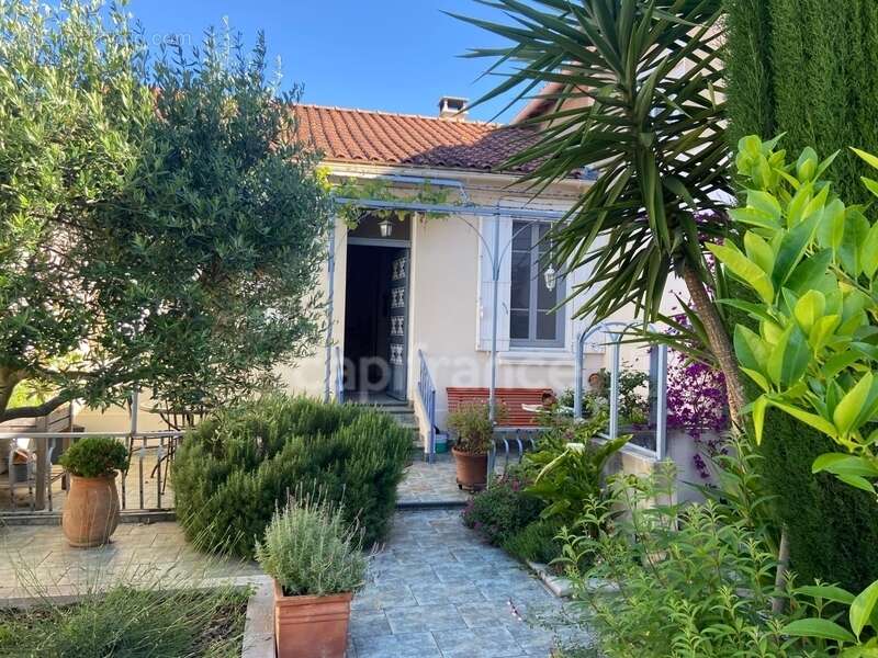 Avignon Maison+T2+Atelier+garage+jardin - photo 6