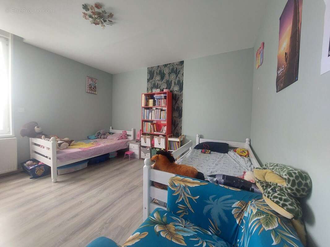 Maison 197 m² à Arras  - photo 9