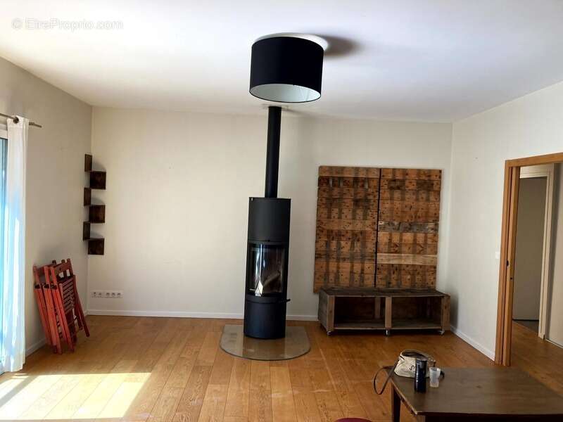 Maison 5 pièces à vendre avec STUDIO indépendant - En pleine nature (hors lotissement) VACQUIERES (34) - - photo 8
