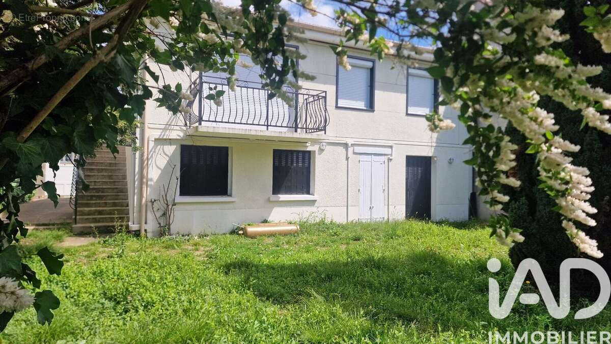 Photo 1 - Maison à PONTAULT-COMBAULT