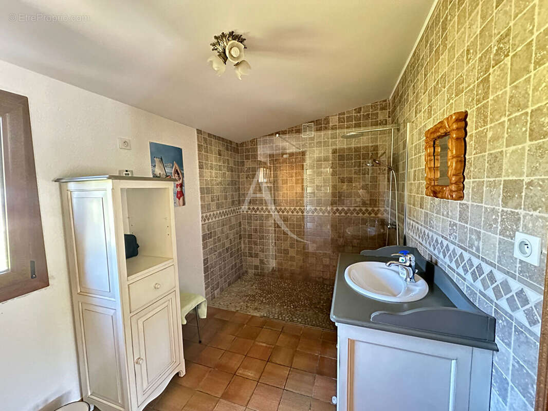 Maison à AIZENAY