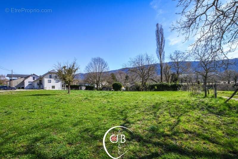 Planaise – Terrain constructible de 473 m² viabilisé - photo 6