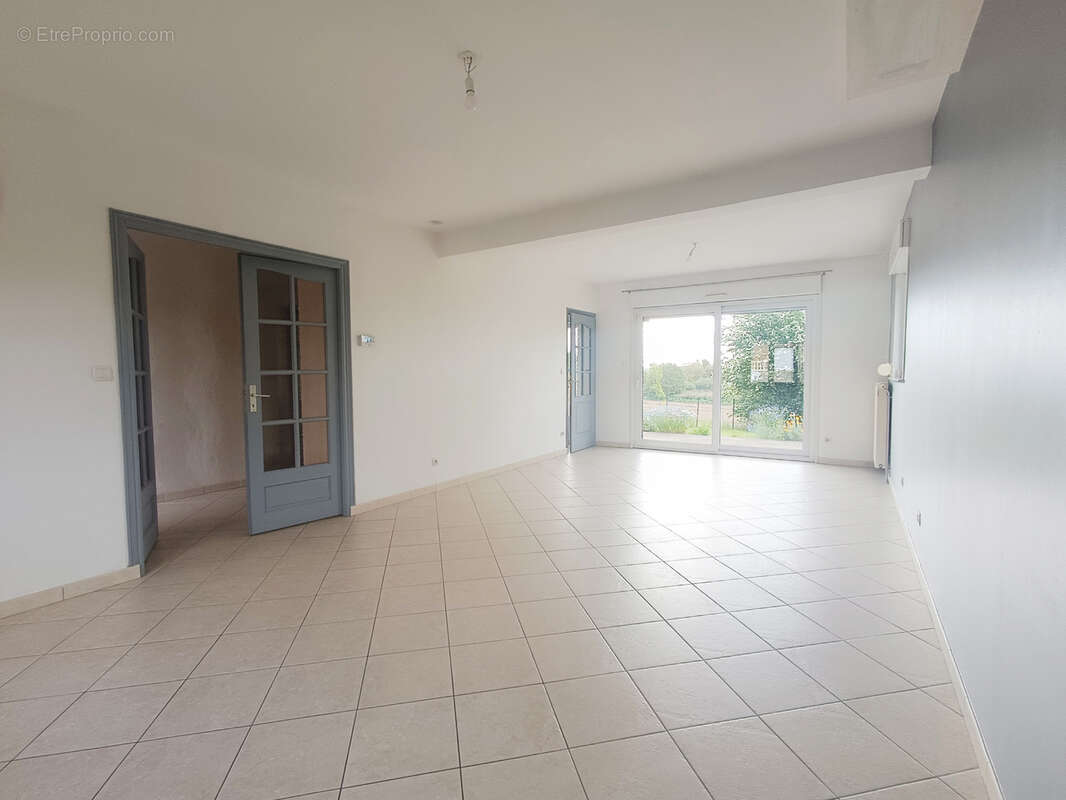 Raillencourt-Sainte-Olle   Belle maison individuelle avec fort potentiel d’évolution - photo 3