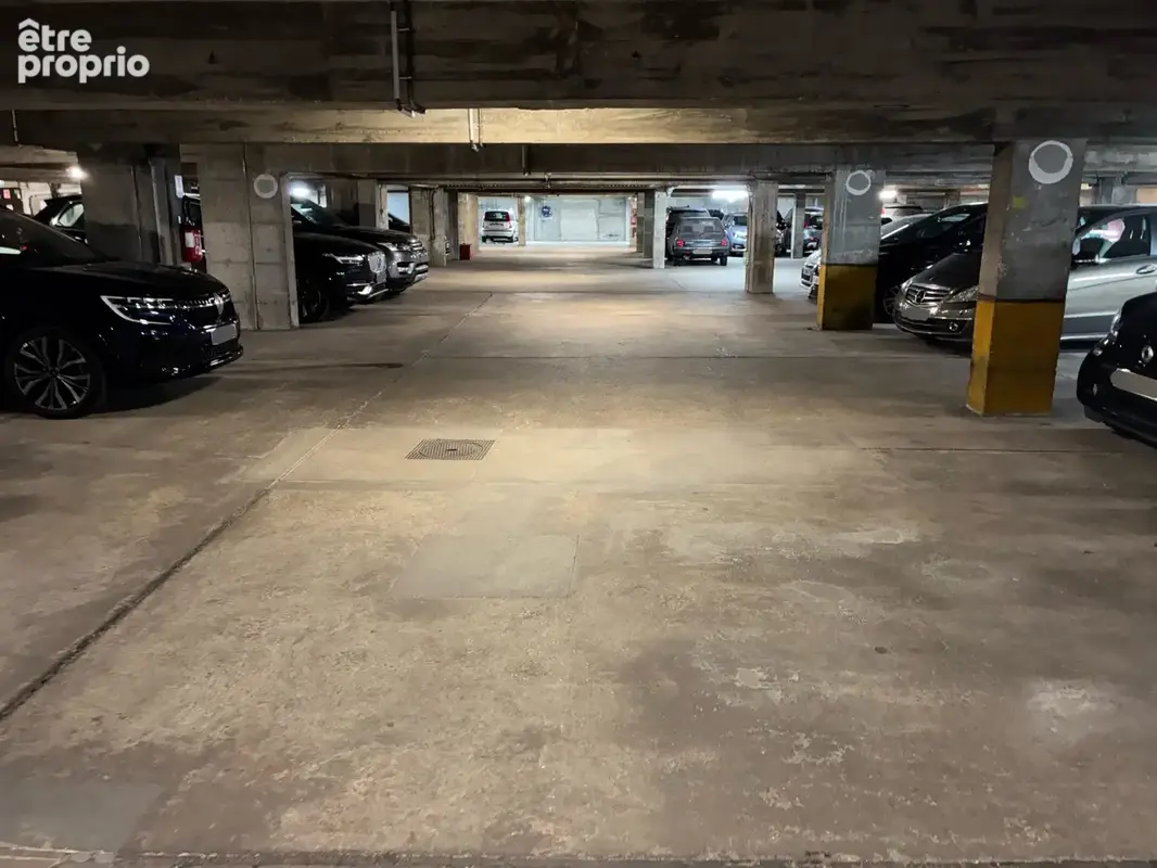 Parking à vendre à Paris-17e (75017) - photo 3