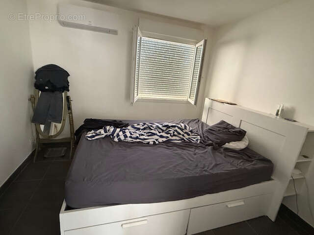 Maison à VILLEVIEILLE