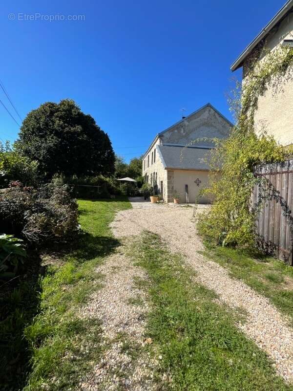 Maison à SAINTE-FEYRE