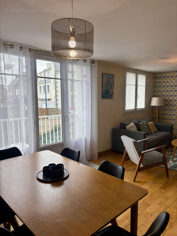 Appartement à AUDIERNE