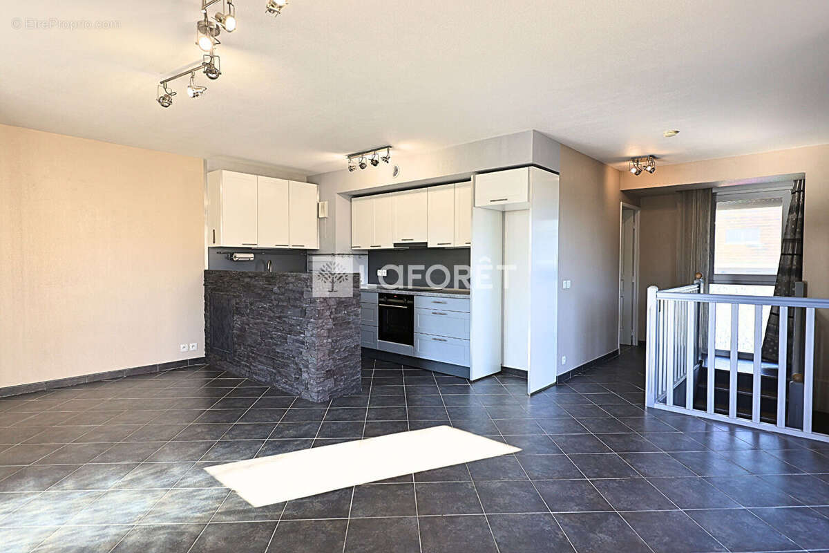 Appartement à VALBONNE