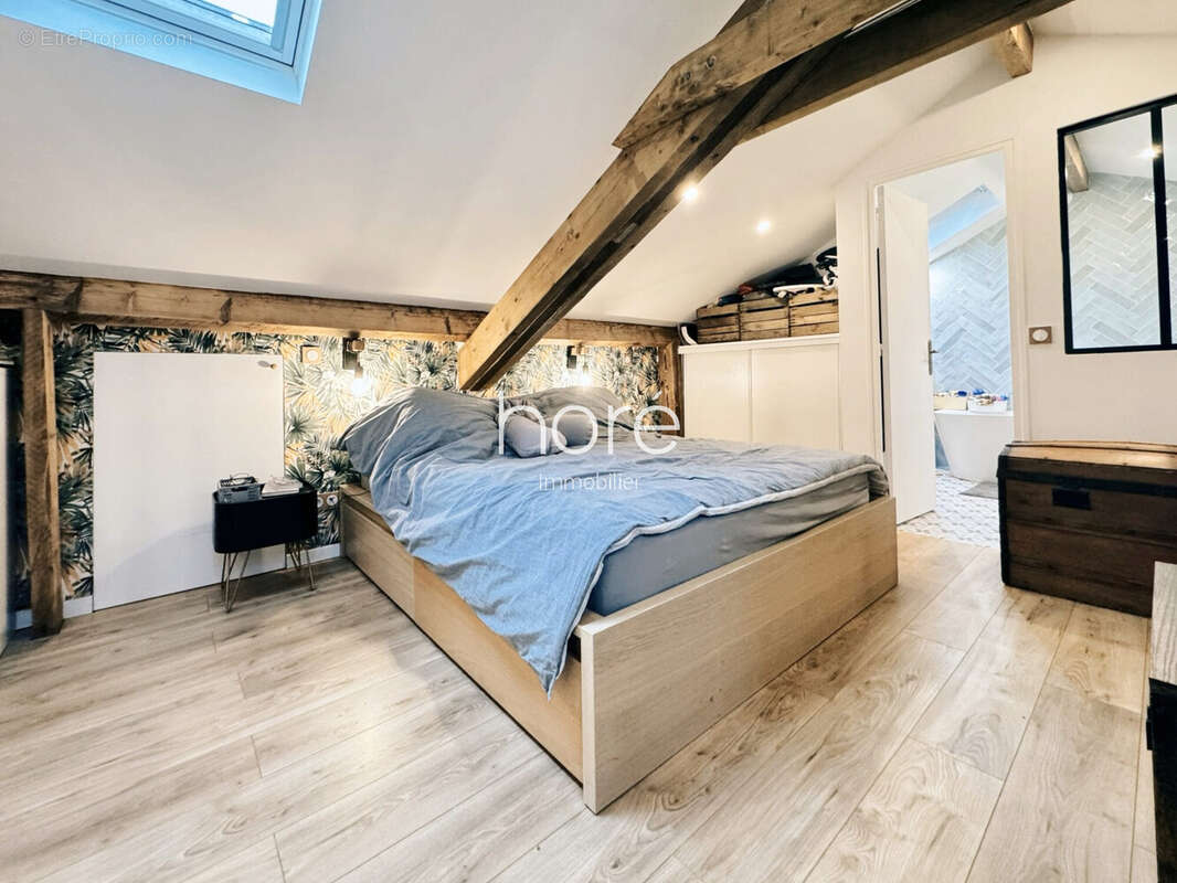 Appartement à COLOMBES