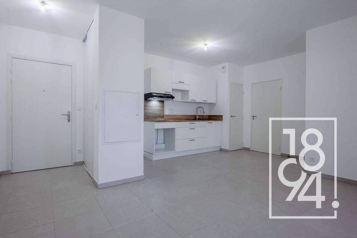 Appartement à SALON-DE-PROVENCE