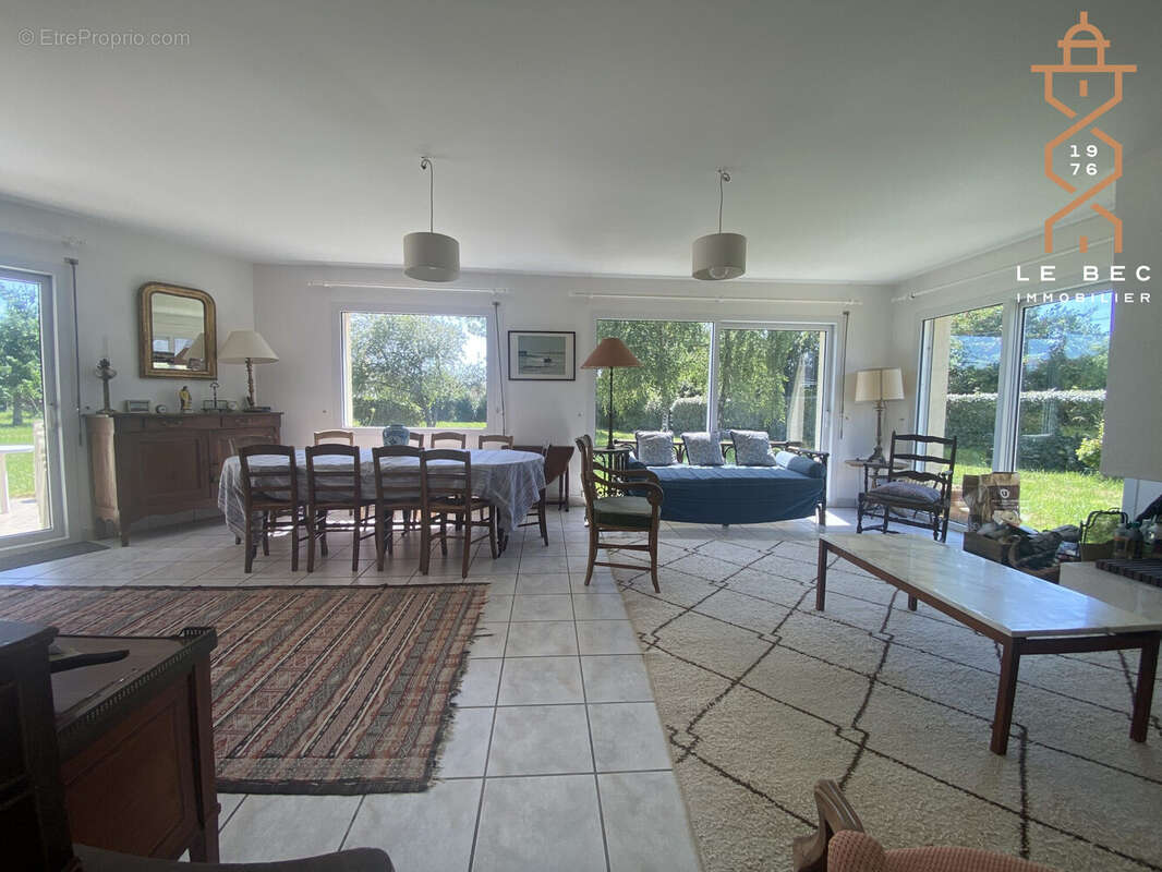 Maison à SAINT-GILDAS-DE-RHUYS