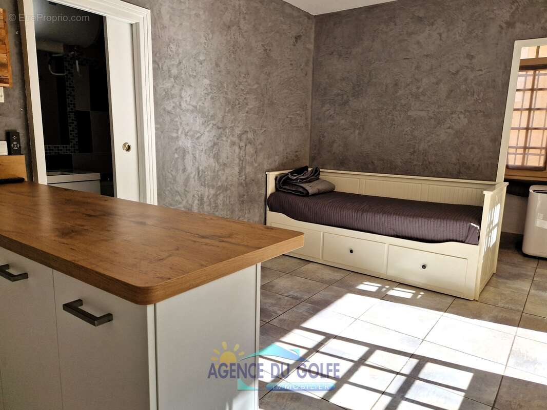 Appartement à SAINT-CYR-SUR-MER