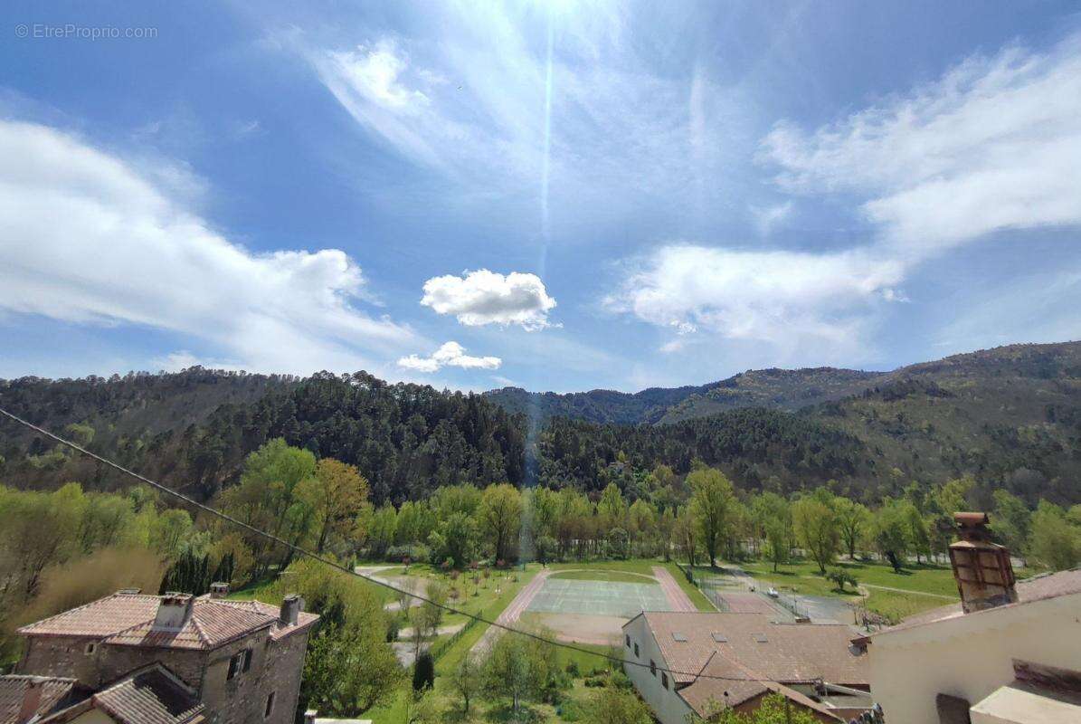 Maison à LE COLLET-DE-DEZE
