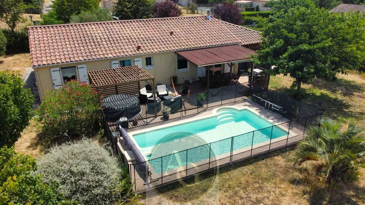 Villa T6 117m² sur terrain de 1600m² - photo 3