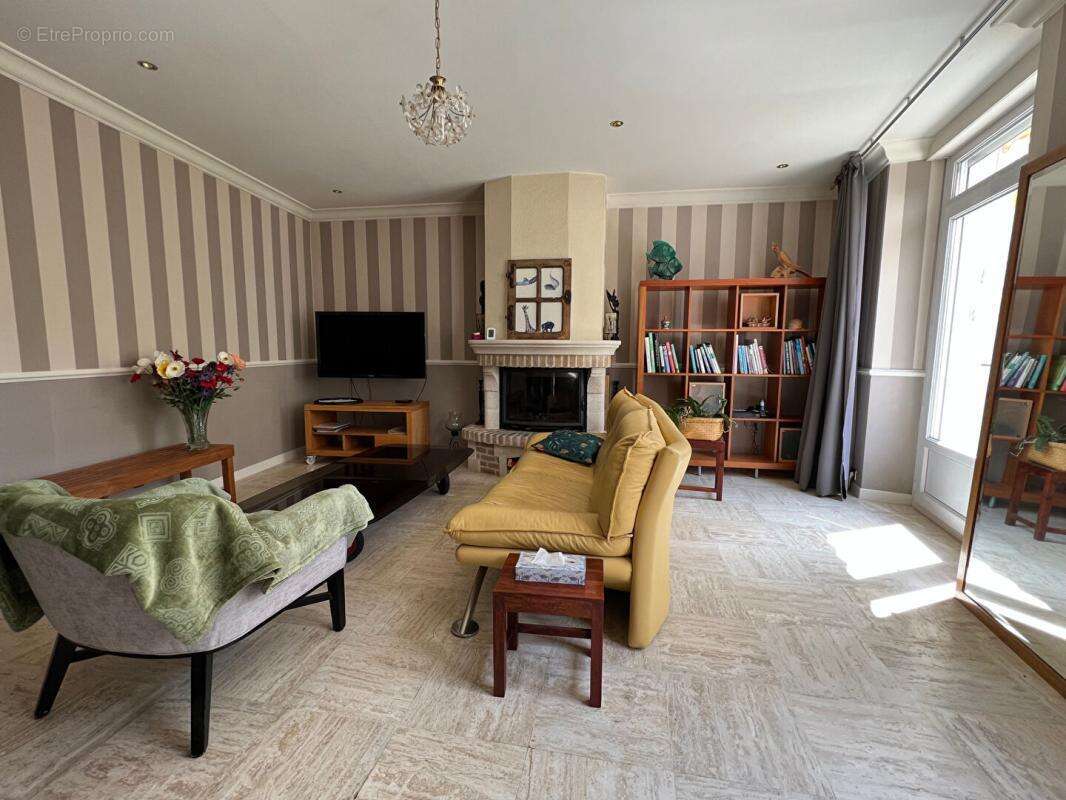 Maison à CHATEAU-DU-LOIR