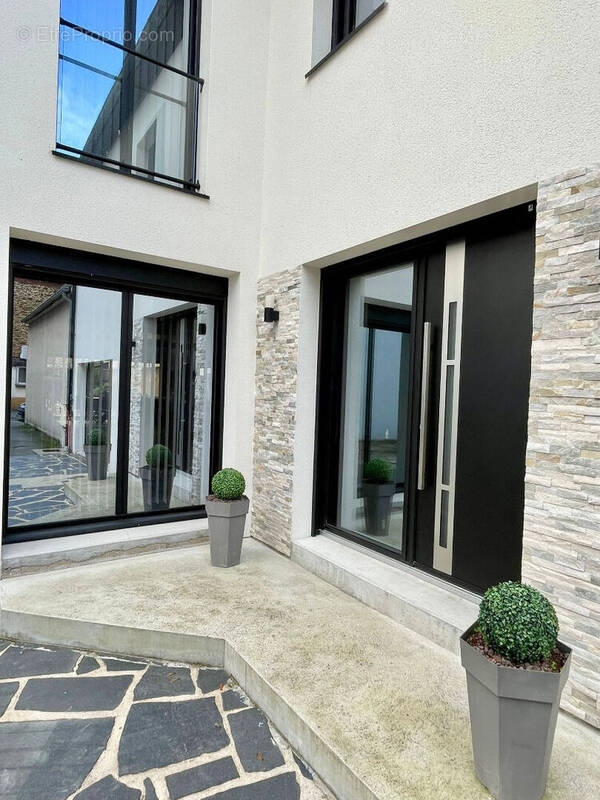 Maison à MONTAUBAN-DE-BRETAGNE