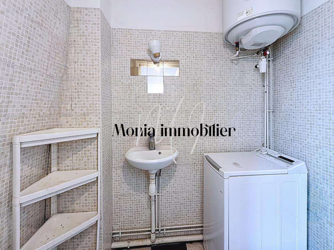 Appartement à LES LILAS