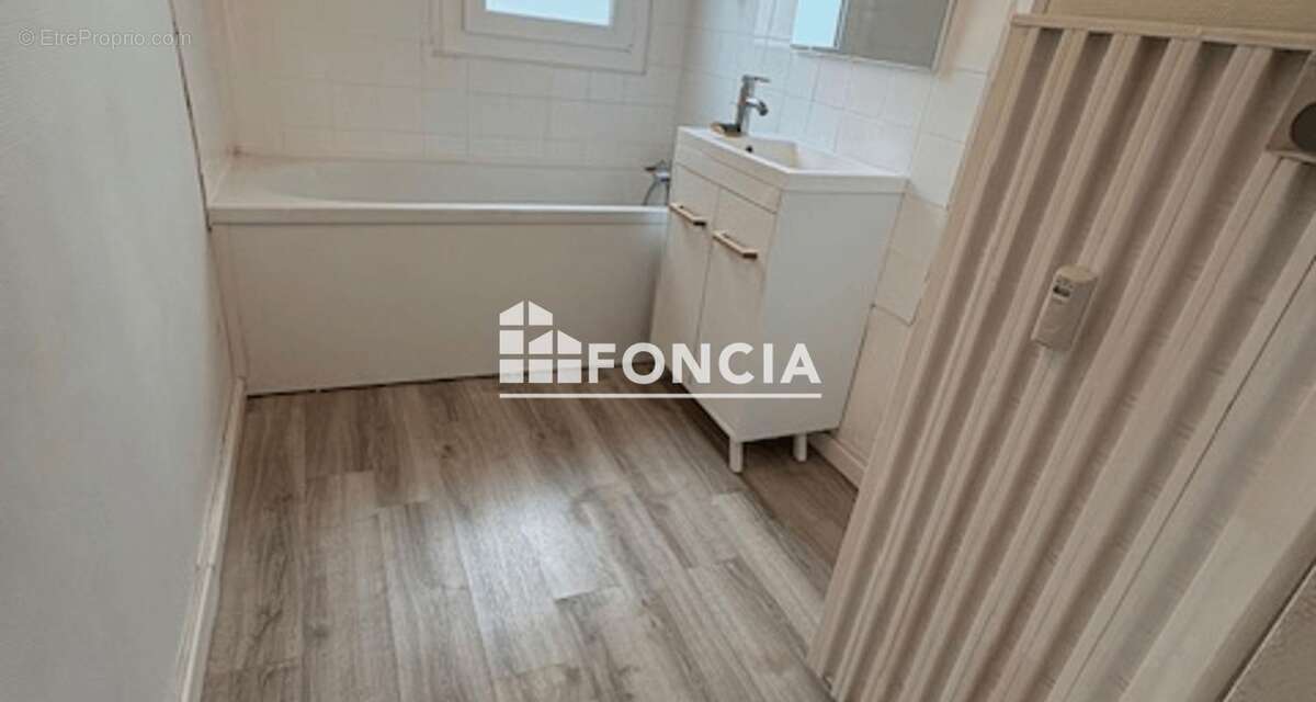 Appartement à CHARLEVILLE-MEZIERES