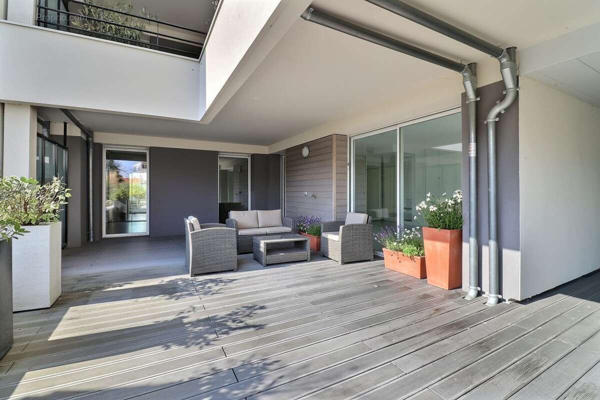 Appartement à CHAMALIERES