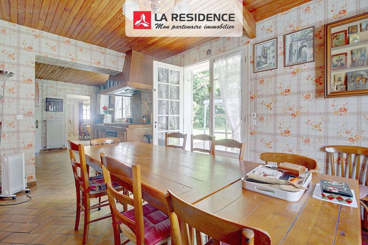 Maison à BONNIERES-SUR-SEINE