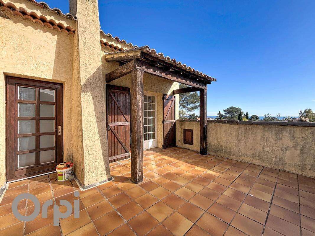 Maison à FREJUS