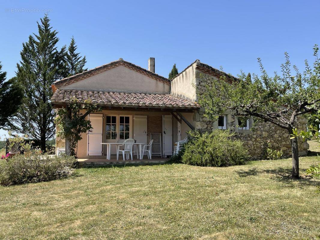 Maison à BAZIAN