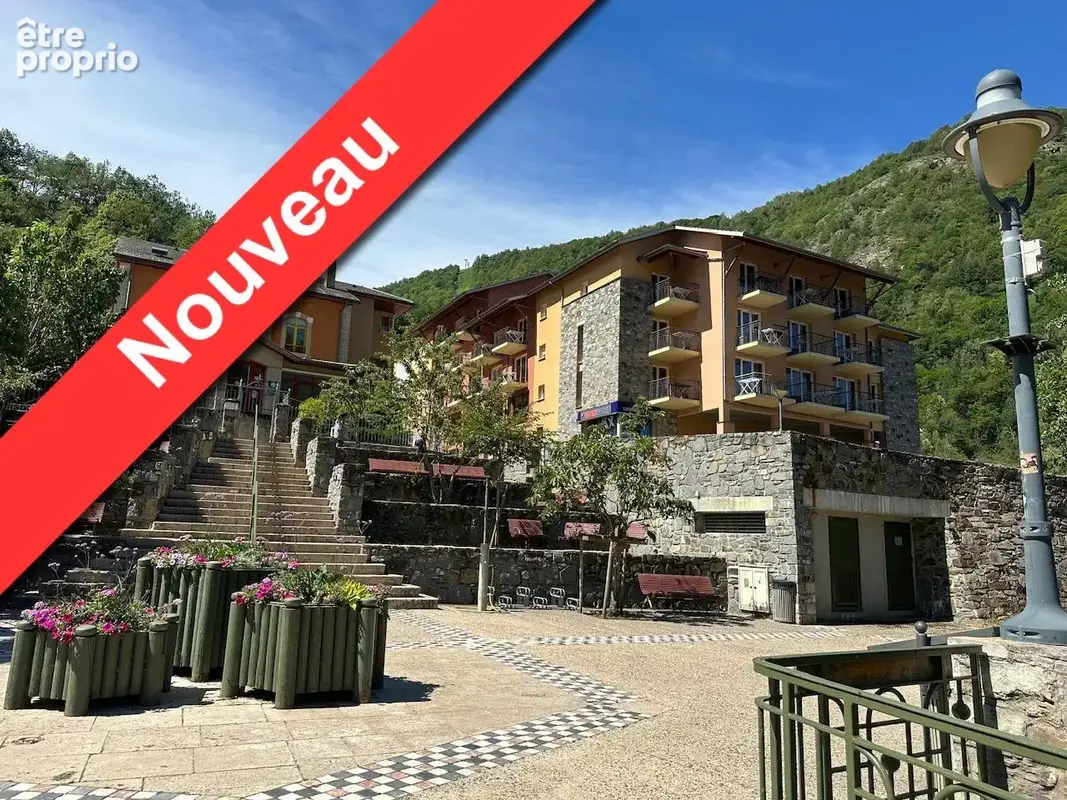   - Appartement à AX-LES-THERMES