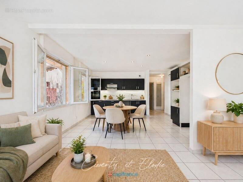 Appartement à FRONTENEX