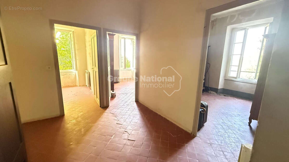 Exclusivité - Mas à restaurer - Le charme de la Provence - photo 12
