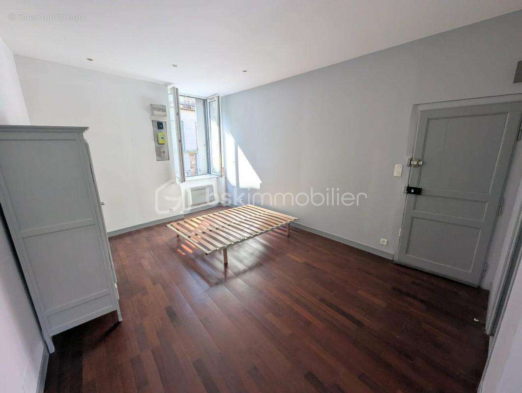 Immeuble de rapport situé au centre ville de Fougères 35300 - photo 8