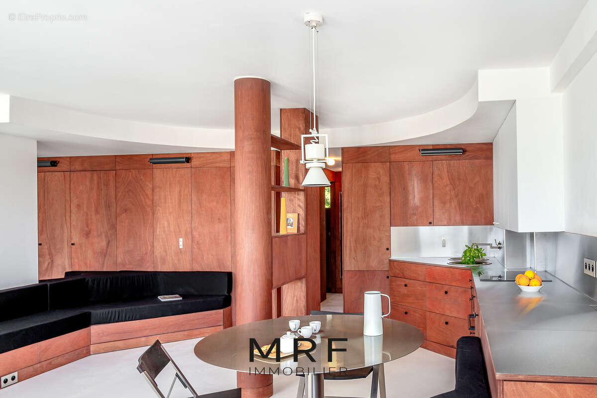 Appartement à MARSEILLE-9E