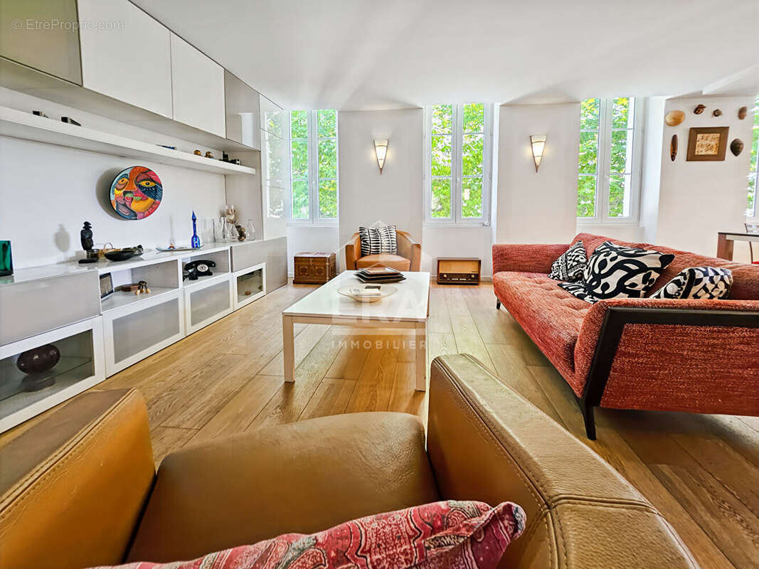 Appartement à SEPTEMES-LES-VALLONS