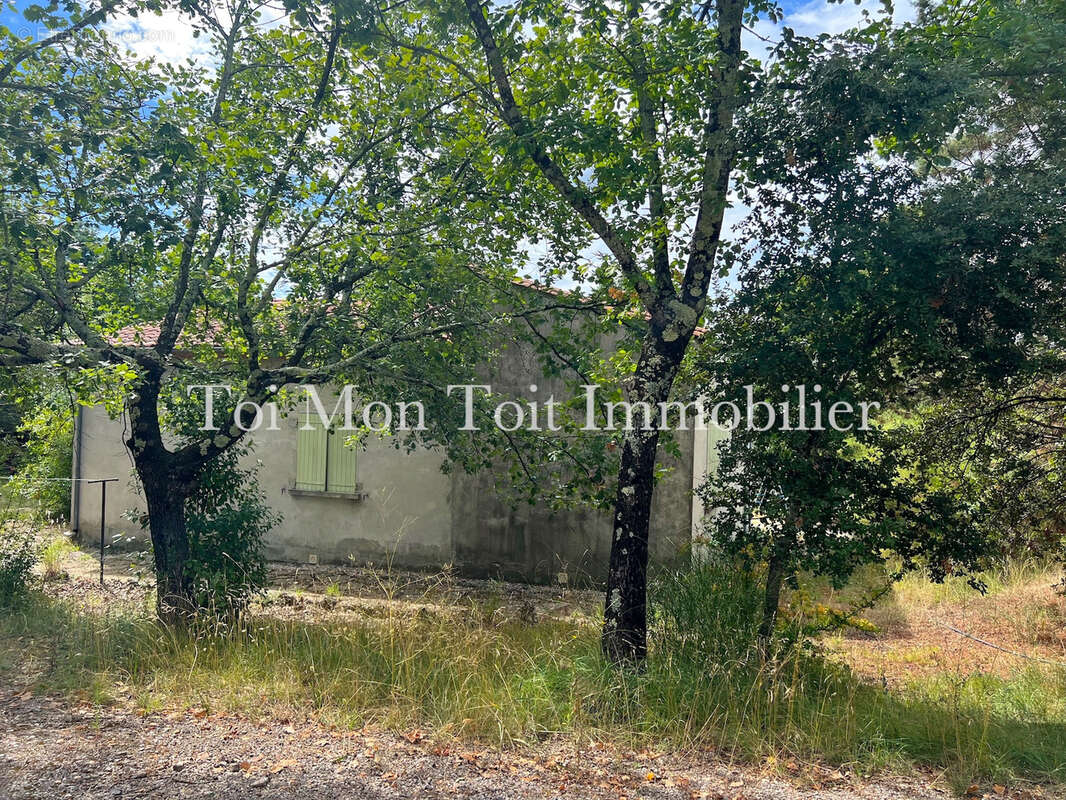 Maison à DURFORT-ET-SAINT-MARTIN-DE-SOSSENAC