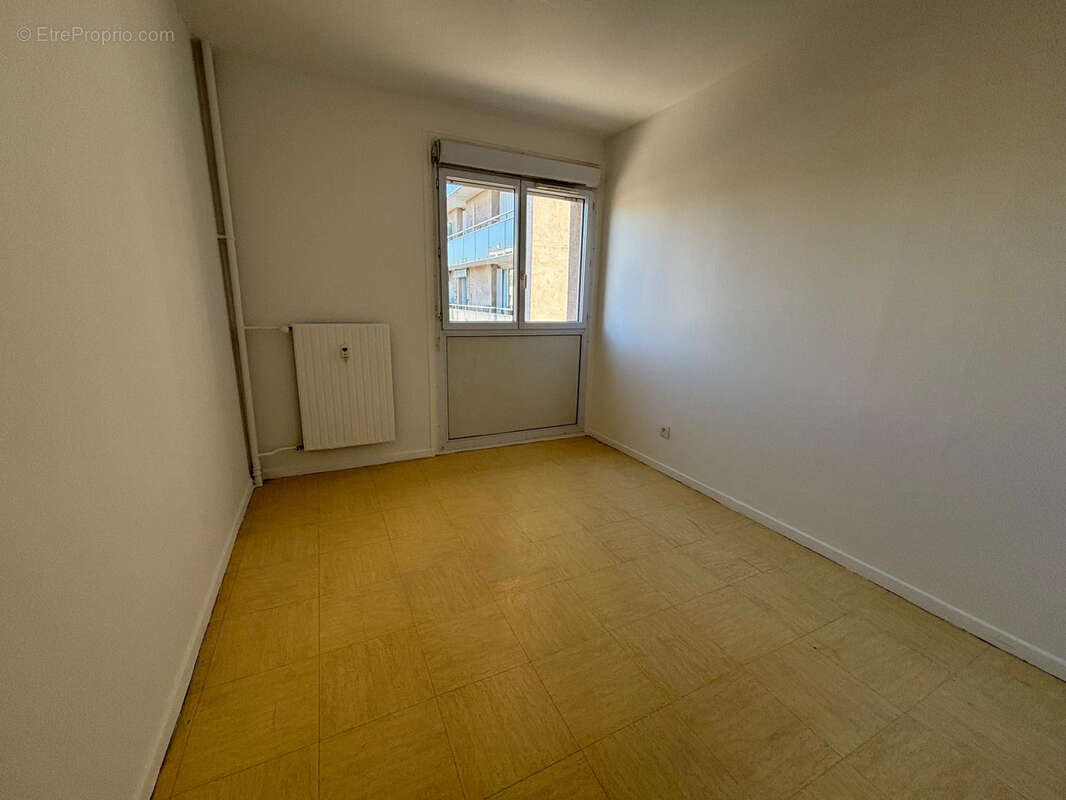Appartement à PORT-DE-BOUC