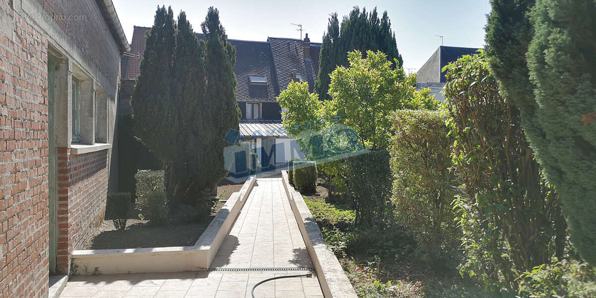 Maison à AVESNES-LE-COMTE
