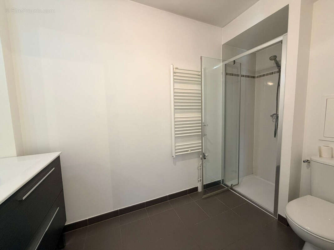 Appartement à BRIE-COMTE-ROBERT