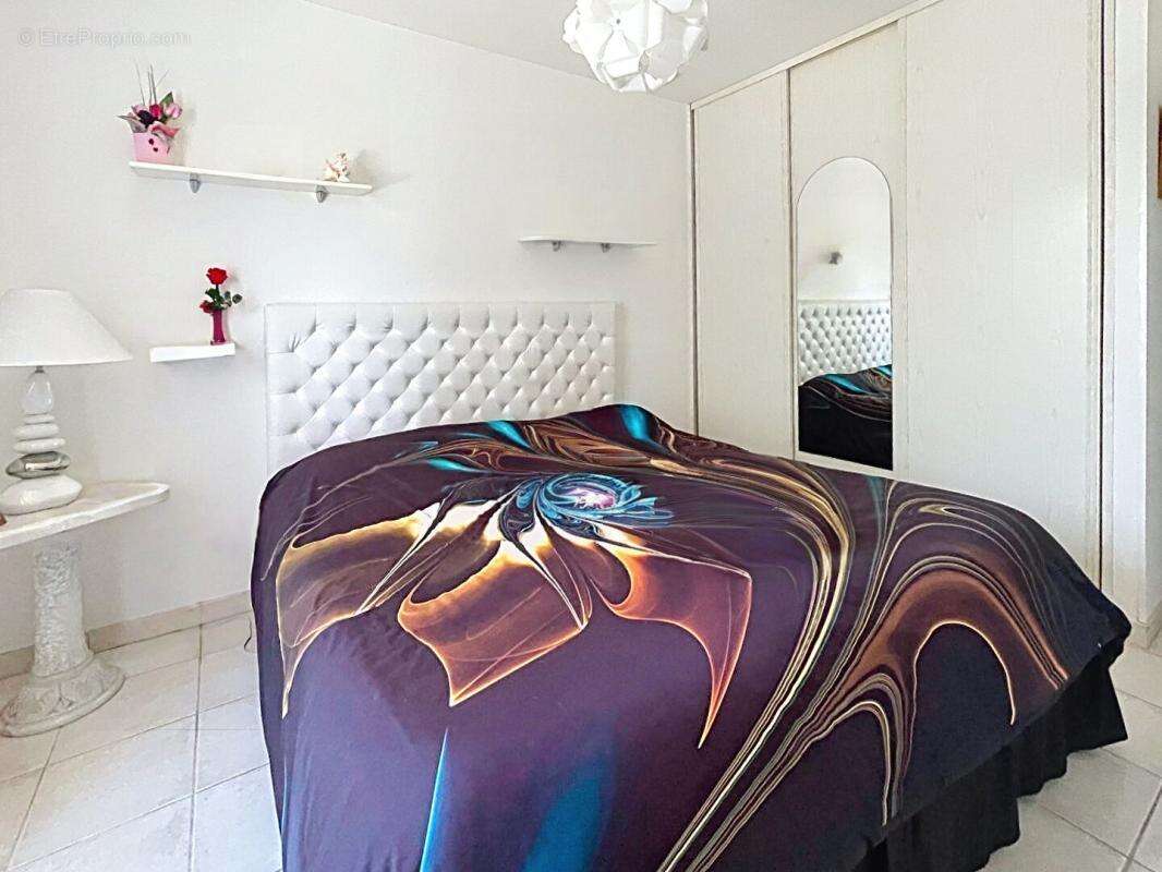 Maison Familiale de plain-pied avec piscine Soubise 118 m2 - photo 12