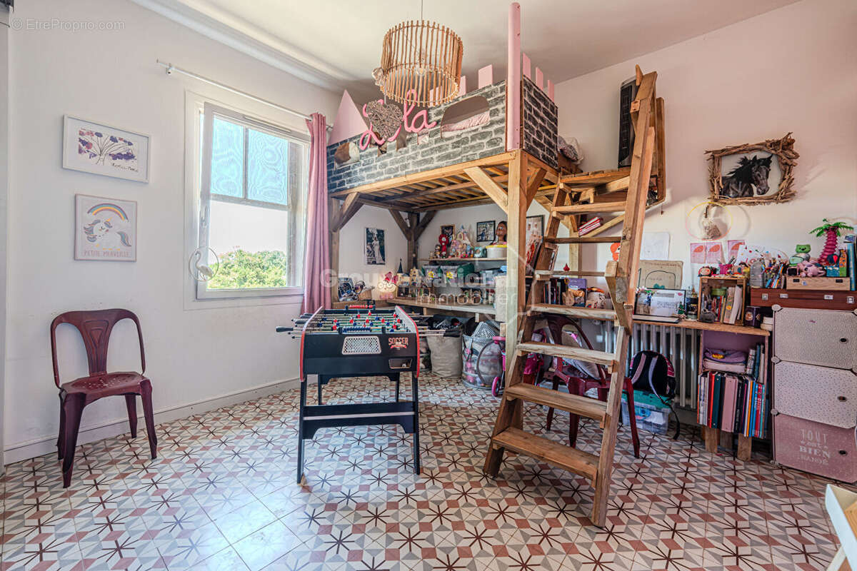 Maison à UCHAUD