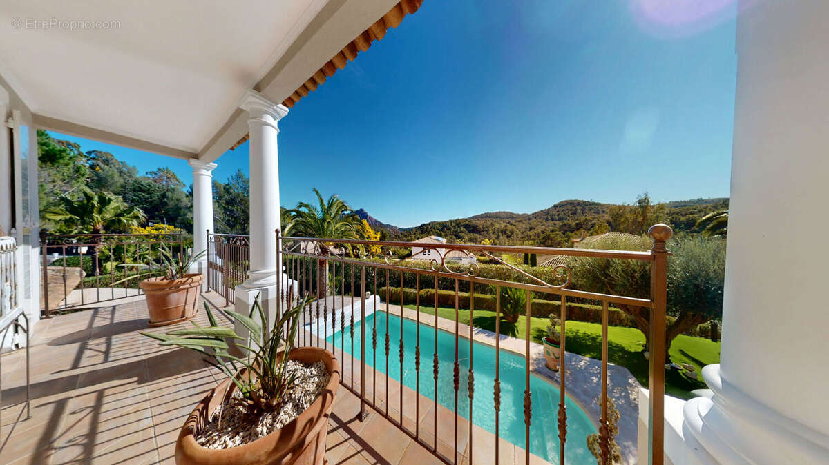 Maison à SAINT-RAPHAEL