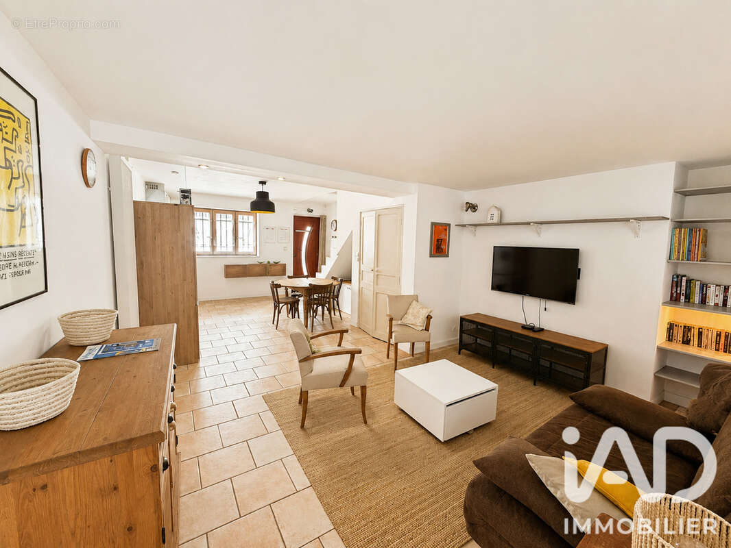 Maison 100 m² à Villeneuve-Les-Maguelone  - photo 3