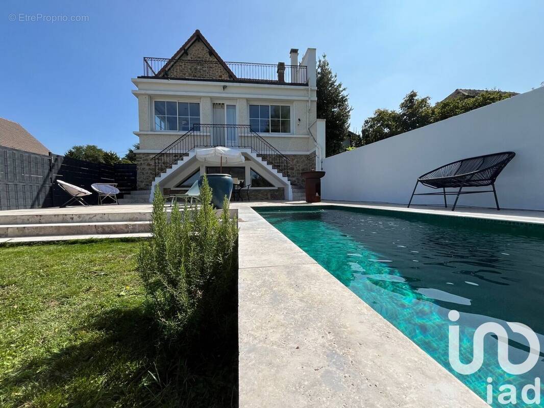 Photo 1 - Maison à LA FERTE-SOUS-JOUARRE