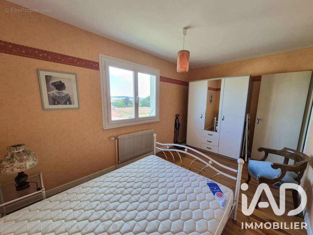 Maison 106 m² à Chandon  - photo 9
