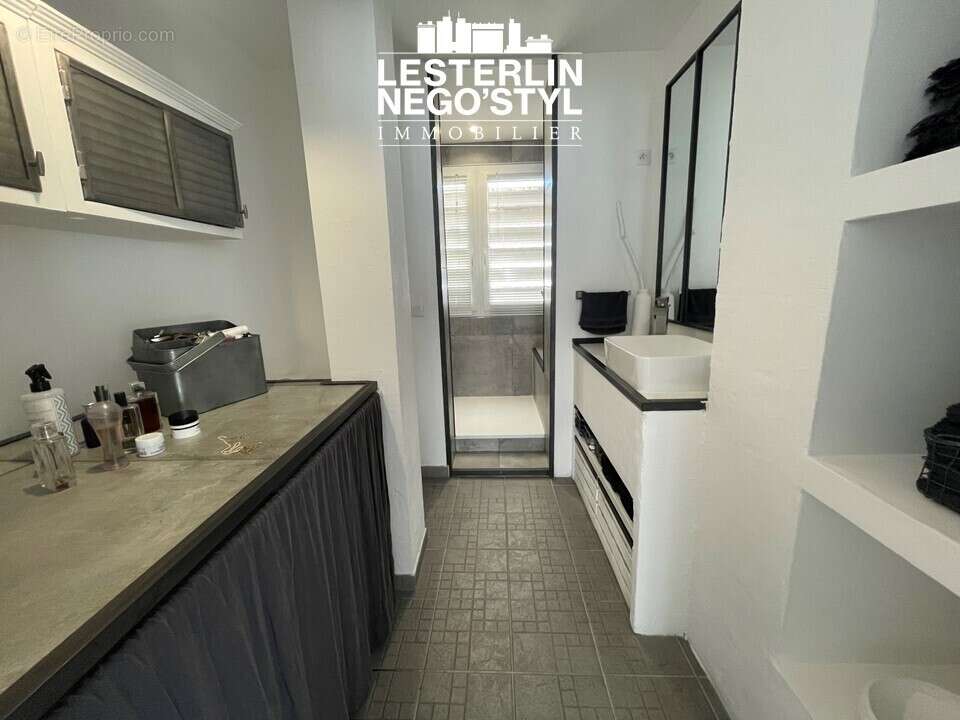 Appartement 74 m² à Le Havre  - photo 4