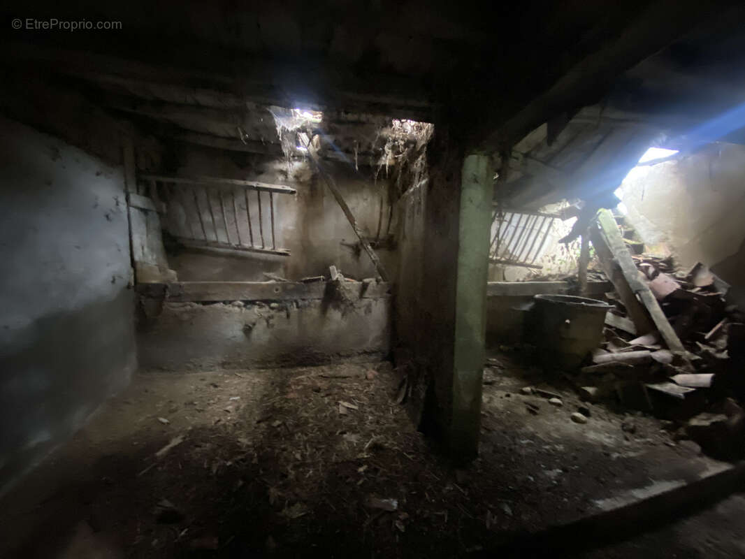 Maison à LABASTIDE-DE-LEVIS