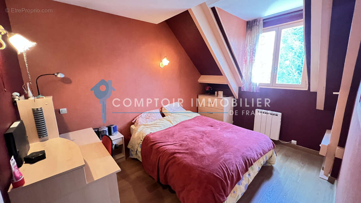 Maison à MILLY-LA-FORET